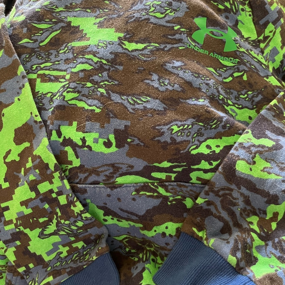 Under Armour Blue and Green White Hoodie Med